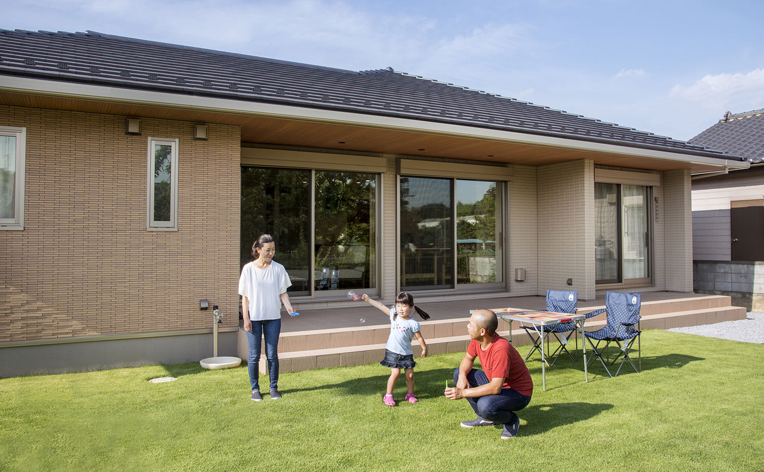 トヨタホーム 【40坪以下/全館空調/大開口】家事移動が少ない平屋建て。開放的なリビング・ダイニングは極上の癒し空間の建築実例画像6