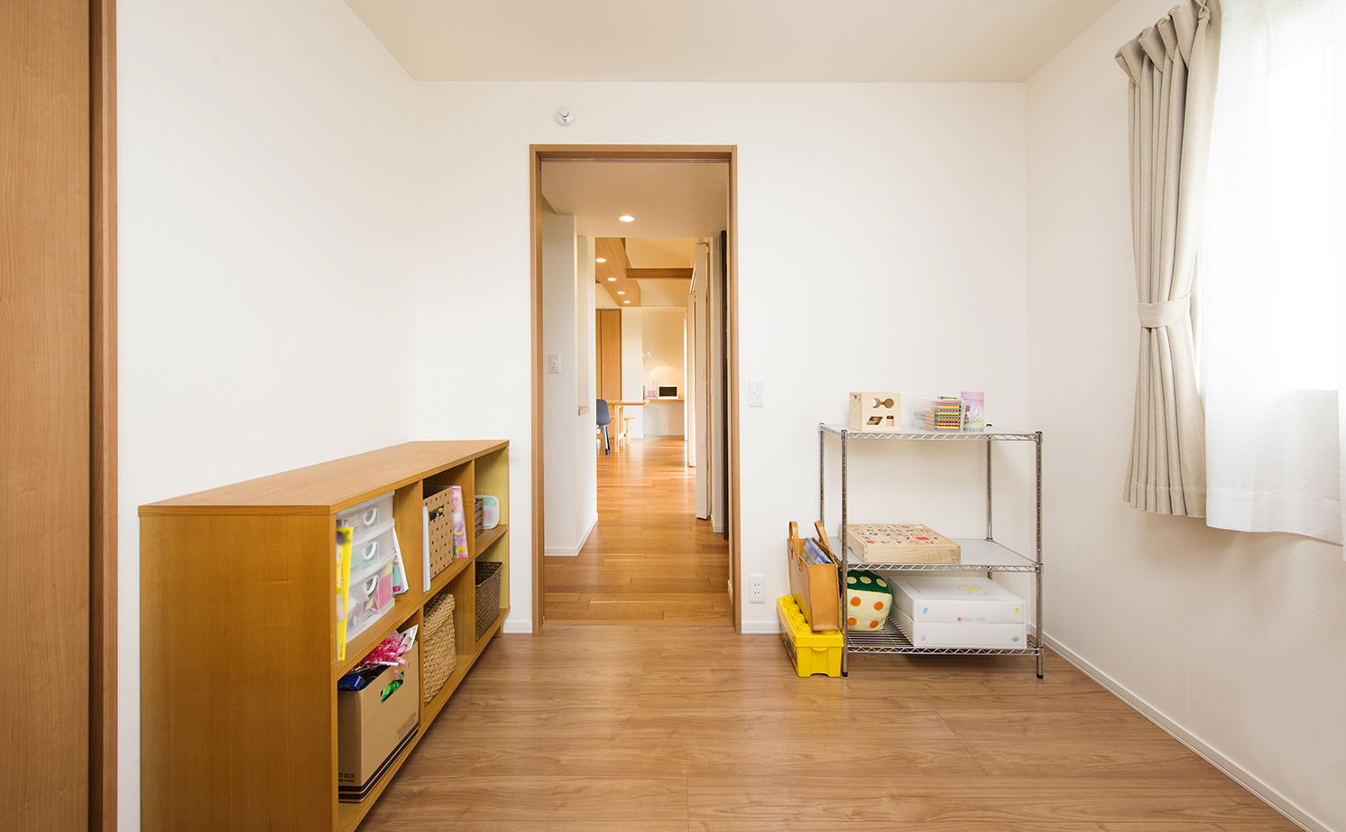 トヨタホーム 【40坪以下/全館空調/大開口】家事移動が少ない平屋建て。開放的なリビング・ダイニングは極上の癒し空間の建築実例画像9