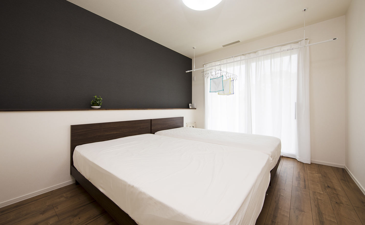 トヨタホーム 【40坪以下/全館空調/大開口】家事移動が少ない平屋建て。開放的なリビング・ダイニングは極上の癒し空間の建築実例画像10