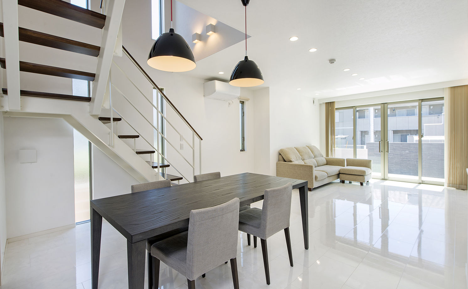 トヨタホーム 【45坪以下/収納充/間取り図あり】実家事室や趣味のスペースも。快適・家事ラクな住まいの建築実例画像2