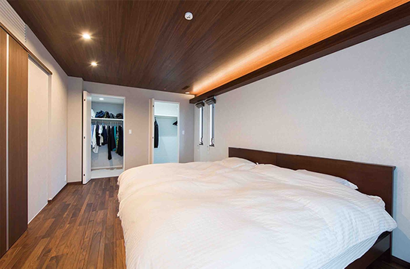 トヨタホーム 外とつながる34帖の広々LDK。生活動線を考えた収納計画で常に美しい住まいの建築実例画像8