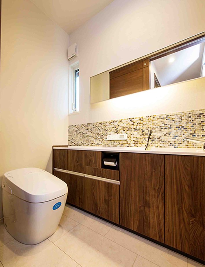 トヨタホーム 外とつながる34帖の広々LDK。生活動線を考えた収納計画で常に美しい住まいの建築実例画像10