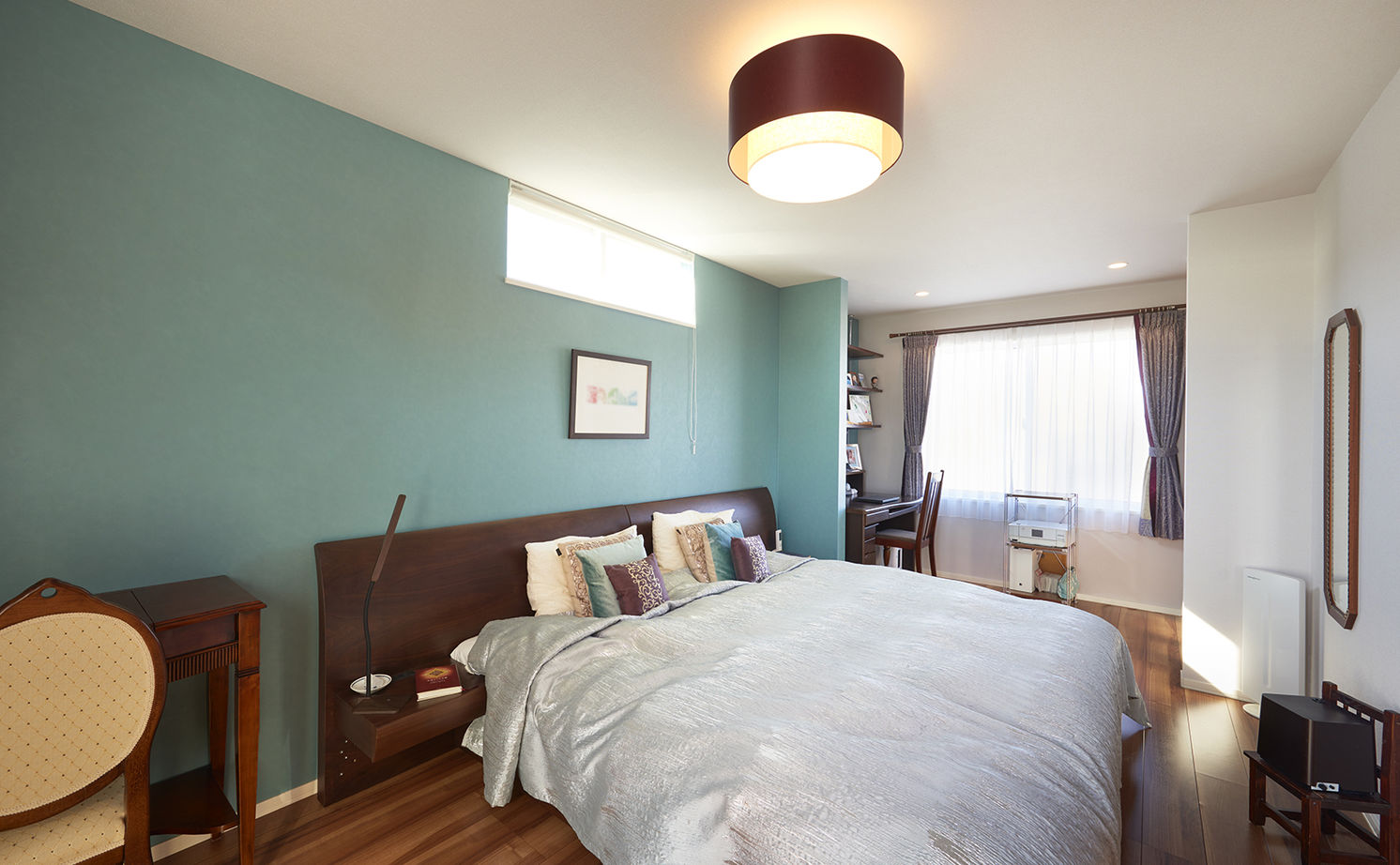 トヨタホーム 【65坪以下/屋上/大開口】明るさと開放感を重視の広々LDKを2階に。家族5人がゆったり暮らせる都市の3階建ての建築実例画像11