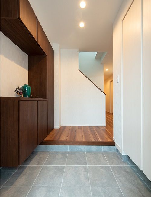 トヨタホーム 窓の向こうに広がる眺望を生かした開放的な2階LDK。大好きな自転車を楽しむこだわり空間も自慢の建築実例画像8