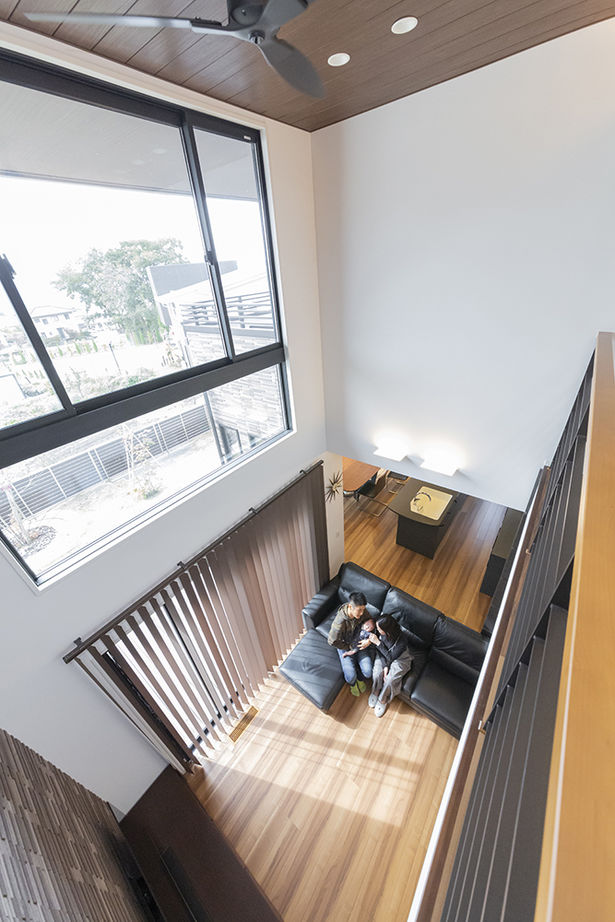 トヨタホーム 【50坪以下/間取り図あり/全館空調】洗練デザインと動線美。吹抜け空間を全館空調で快適にの建築実例画像2