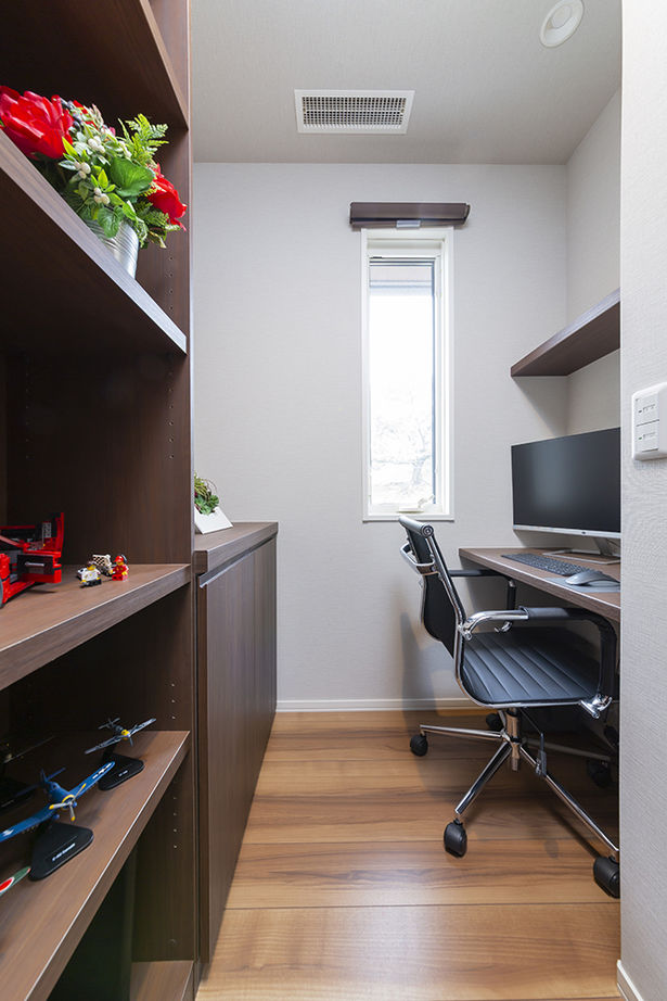 トヨタホーム 【50坪以下/間取り図あり/全館空調】洗練デザインと動線美。吹抜け空間を全館空調で快適にの建築実例画像10