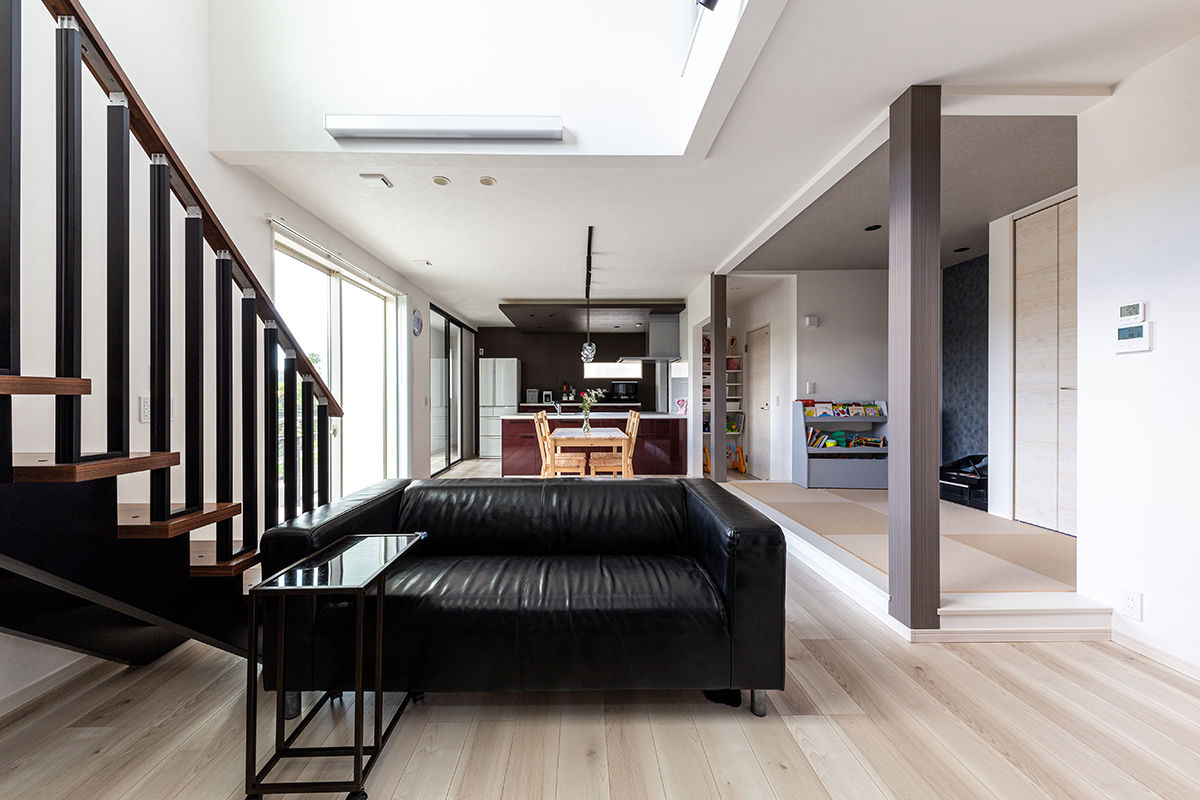 トヨタホーム 周囲の緑や美しい眺望を間近で感じられる、高台の住まいの建築実例画像3