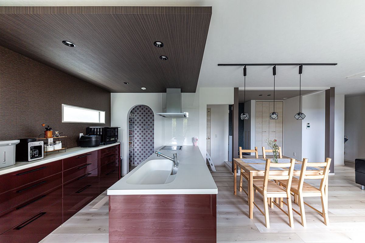 トヨタホーム 周囲の緑や美しい眺望を間近で感じられる、高台の住まいの建築実例画像4