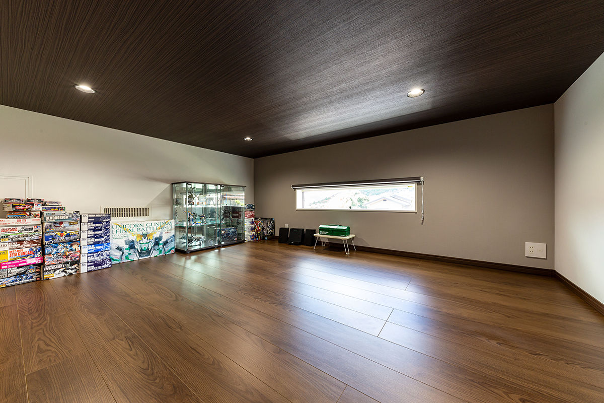 トヨタホーム 周囲の緑や美しい眺望を間近で感じられる、高台の住まいの建築実例画像6