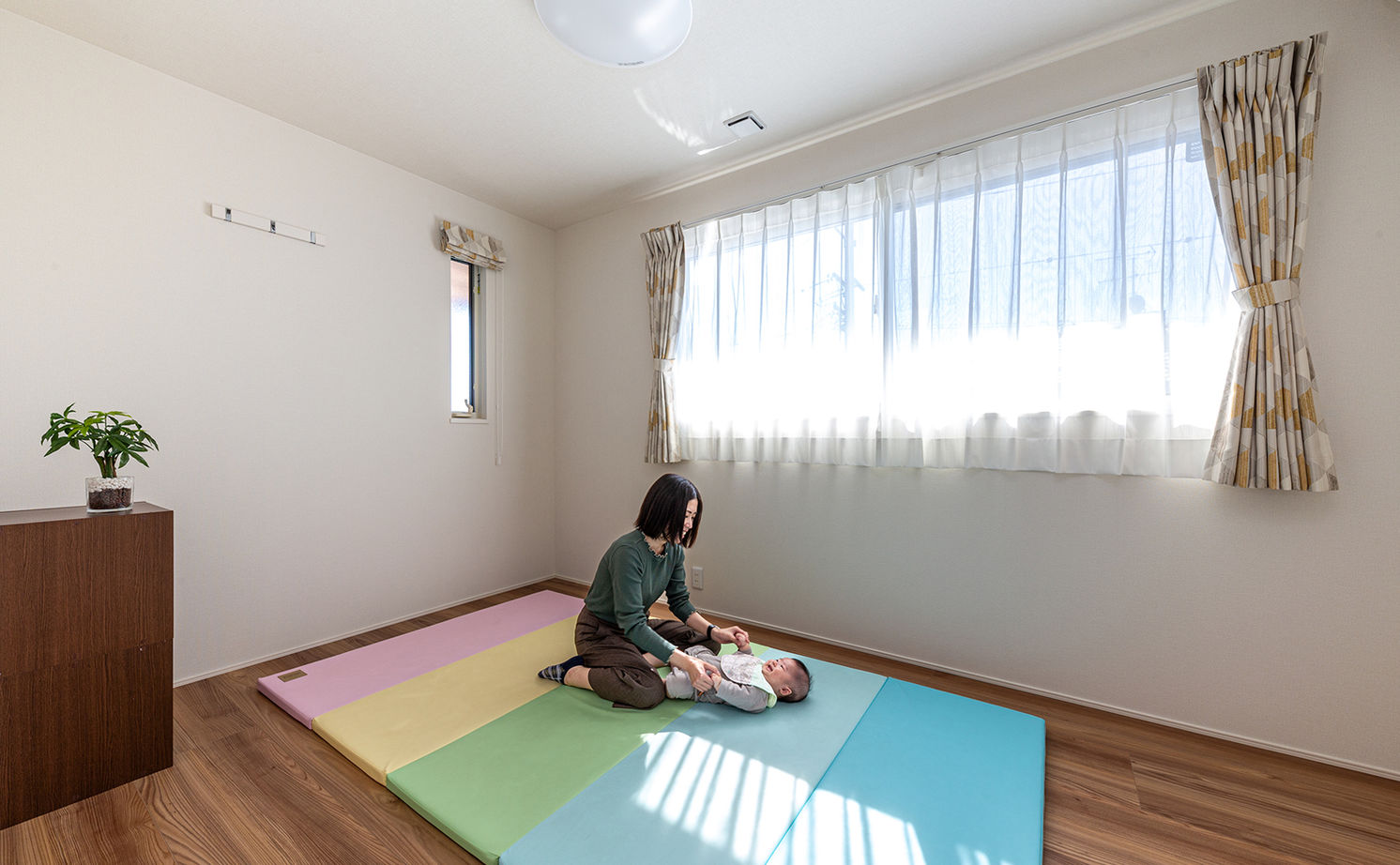 トヨタホーム 【45坪以下/全館空調/太陽光発電】シンプルな佇まいに、毎日の暮らしやすさと全館空調の快適さを詰め込んでの建築実例画像11