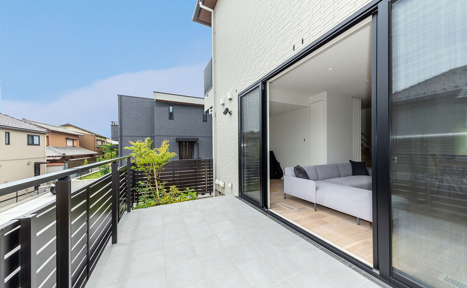 トヨタホーム 【40坪以下/太陽光発電/全館空調】風と光が爽やかに通り抜ける、居心地のいい北欧デザインの住まいの建築実例画像6