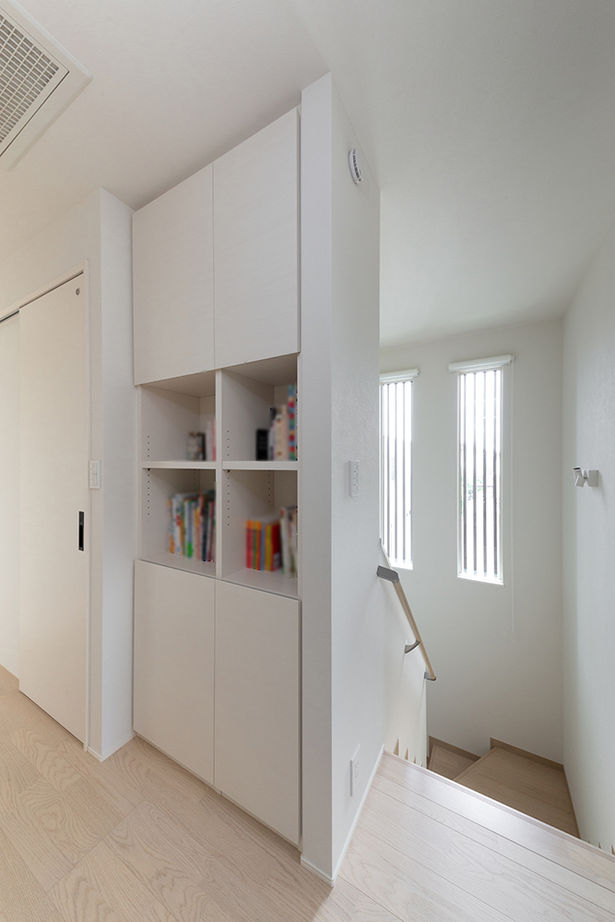 トヨタホーム 【40坪以下/太陽光発電/全館空調】風と光が爽やかに通り抜ける、居心地のいい北欧デザインの住まいの建築実例画像9