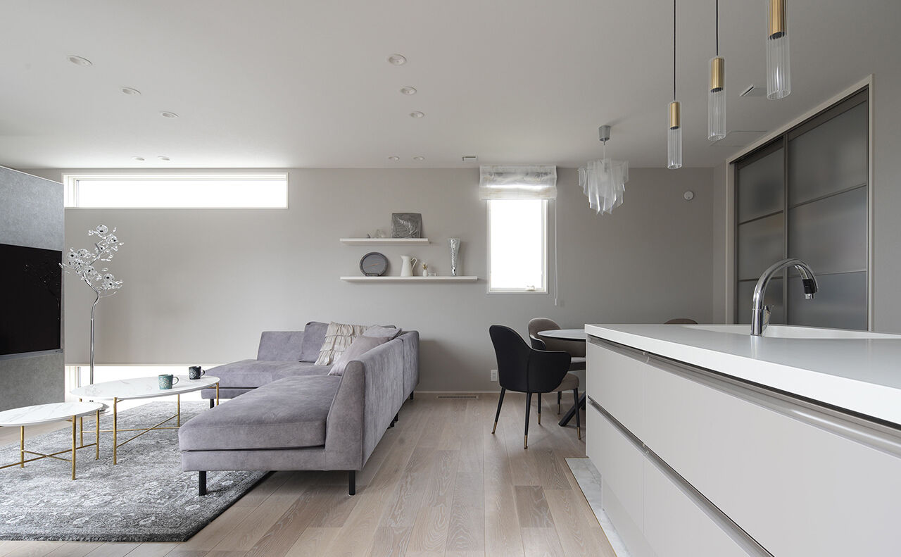 トヨタホーム 大切な家族と車を守る、中庭とインナーガレージのある住まいの建築実例画像3