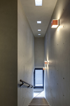 RC design 【4000万円台/間取り図有/３階建て/多世帯/賃貸併用住宅】多彩な照明が魅せるホテルライクなモダンハウスの建築実例画像7