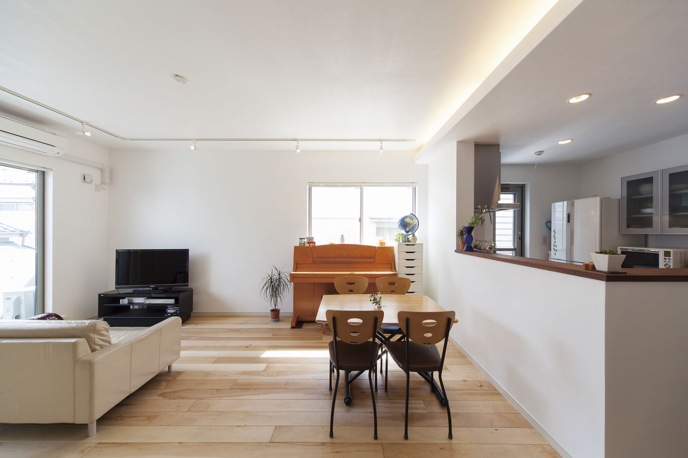 RC design 【3500~4000万円/二世帯/間取り】ナチュラルモダン×スタイリッシュ。多彩な顔を持つ魅力あふれる憩いの場の建築実例画像2