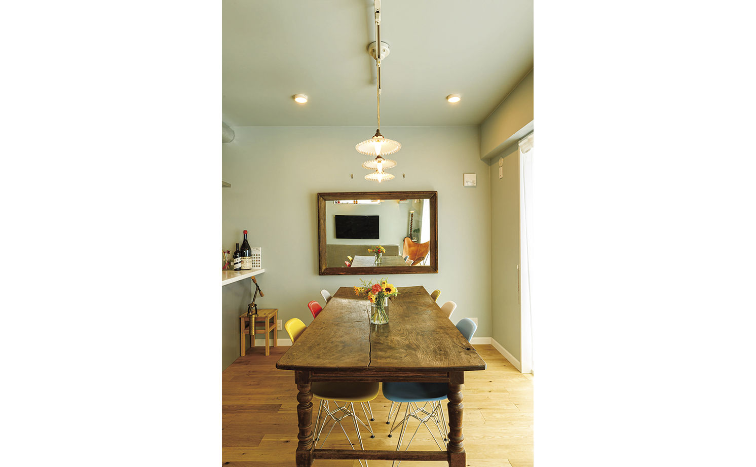 RC design 【間取り図有/３階建て/賃貸併用住宅】アンティーク惹き立てる温かみある空間と無駄をつくらない提案力の建築実例画像11