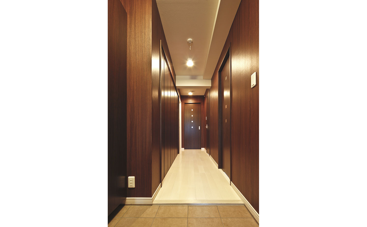 RC design 【間取り図有/3階建て/多世帯/バリアフリー】各世帯の要望はもちろん、将来を見据えた高性能で快適な住まいの建築実例画像12