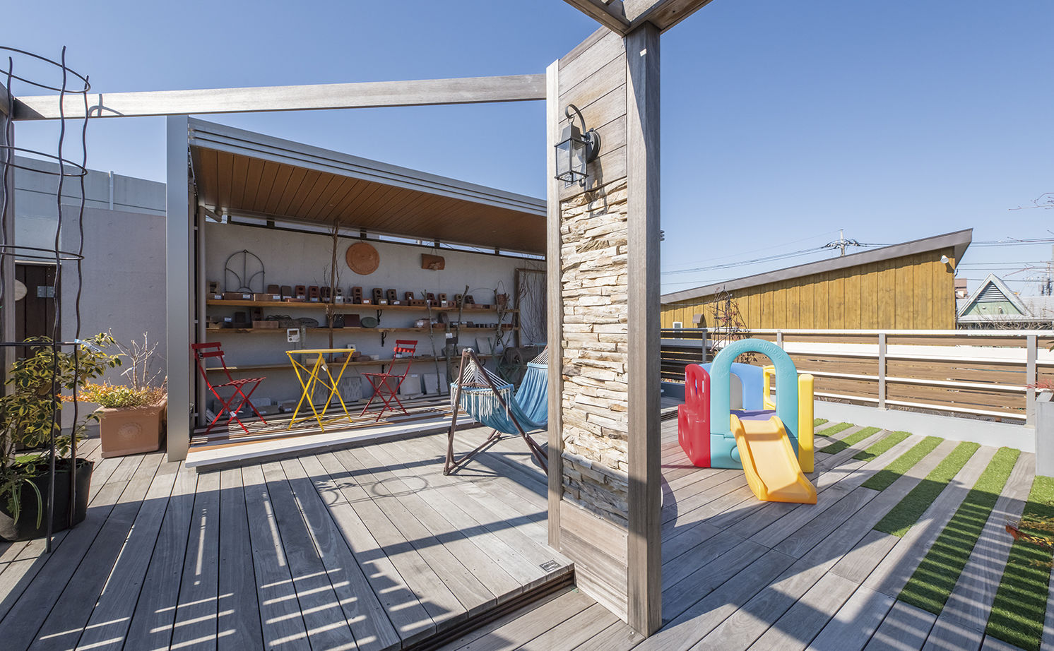 RC design 【間取り図有/3階建て/多世帯/バリアフリー】各世帯の要望はもちろん、将来を見据えた高性能で快適な住まいの建築実例画像15