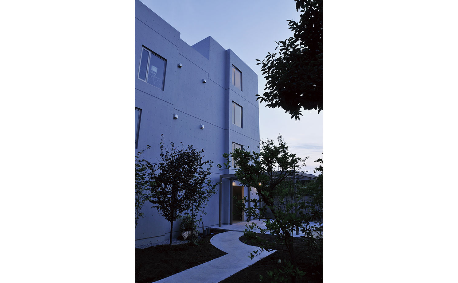 RC design 【間取り図有/3階建て/多世帯/バリアフリー】各世帯の要望はもちろん、将来を見据えた高性能で快適な住まいの建築実例画像16