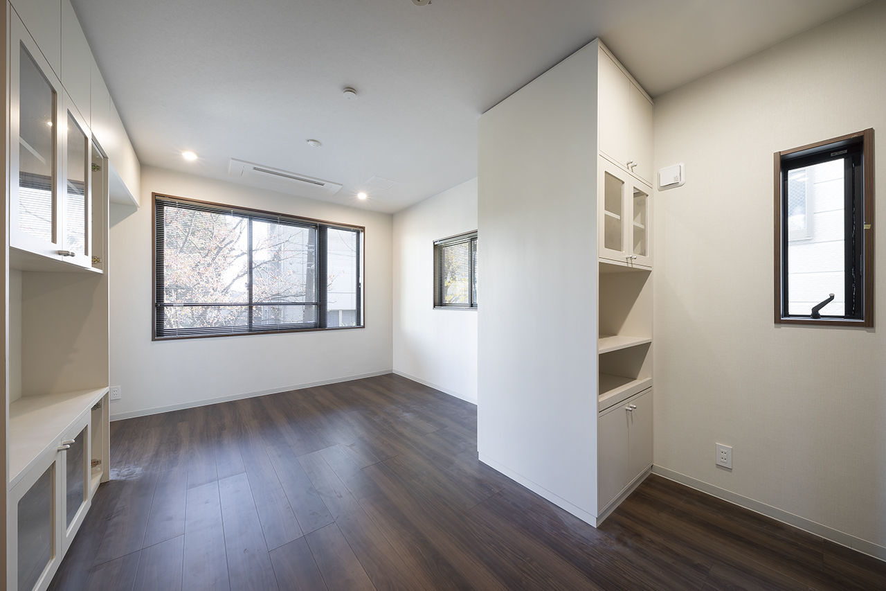 RC design 【4階建/ガレージ/屋上/バルコニー】12.9坪を有効活用。好きと共に暮らす二度目の家の建築実例画像3