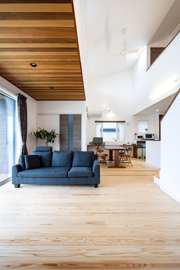 大進建設 【平屋＋α／1.5階建て／使える間】繋がる家族時間と空間。光と風を導き、空気が澄みわたる住処の建築実例画像2