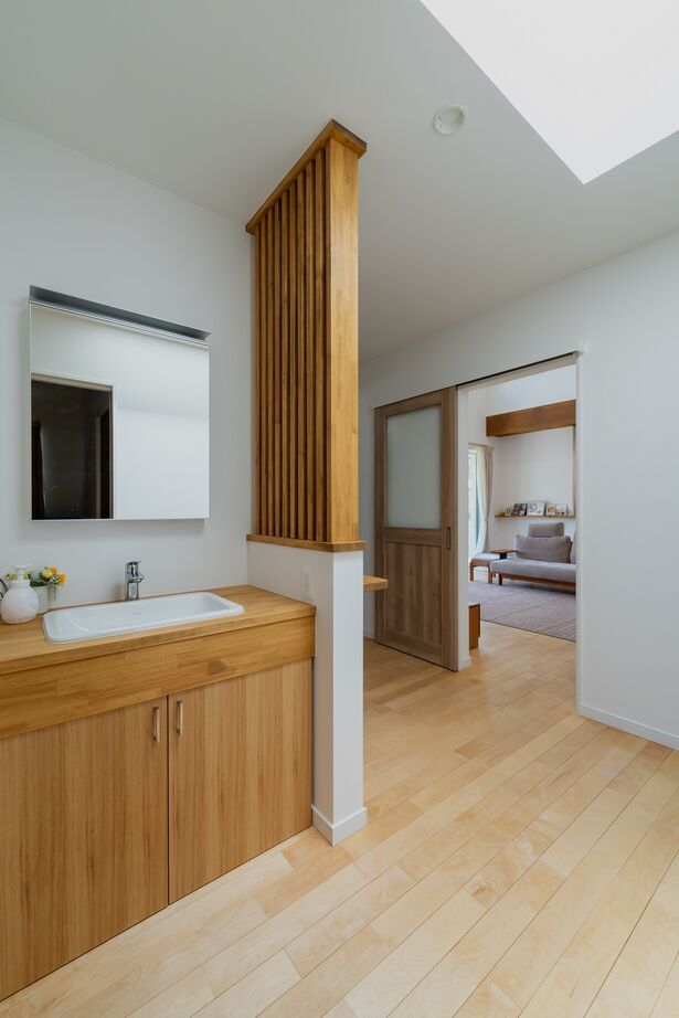 大進建設 木の香りに包まれる。きれいな光と心地よい風が通る平屋の建築実例画像4