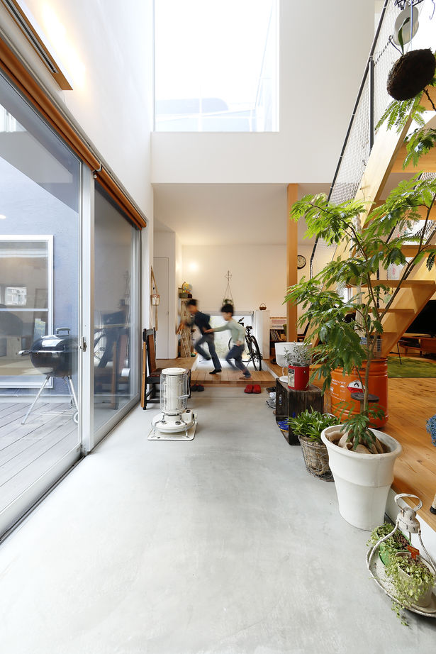 D'S STYLE（ディーズスタイル） 【1500万円台】外からの視線を気にしないプライベートな中庭の快適空間は、遊び心満載のお家＜間取り有＞の建築実例画像3