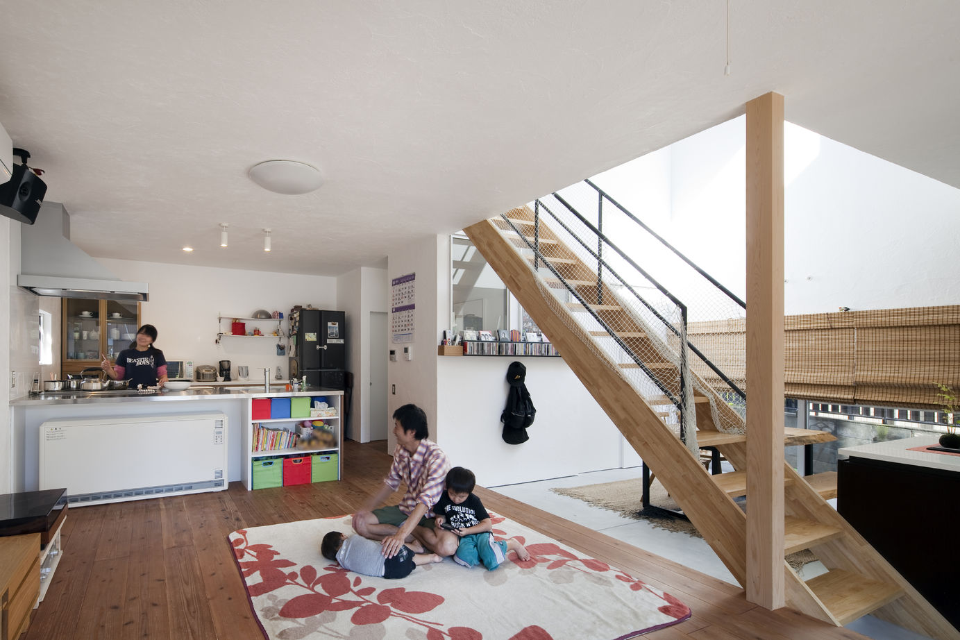 D'S STYLE（ディーズスタイル） 黒カベ真シカクのお家は「和」のテイスト。縁側・土間のあるゆったりとした寛ぎ空間広がります＜間取り有＞の建築実例画像4