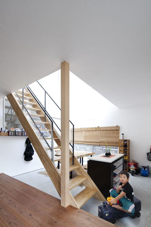 D'S STYLE（ディーズスタイル） 黒カベ真シカクのお家は「和」のテイスト。縁側・土間のあるゆったりとした寛ぎ空間広がります＜間取り有＞の建築実例画像8