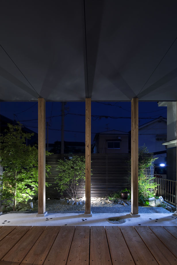 D'S STYLE（ディーズスタイル） 黒カベ真シカクのお家は「和」のテイスト。縁側・土間のあるゆったりとした寛ぎ空間広がります＜間取り有＞の建築実例画像10