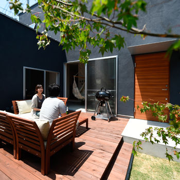 D'S STYLE（ディーズスタイル） 【1500～2000万円/守口市】ウッドデッキが気持ちいい家＜間取り有＞の建築実例画像2