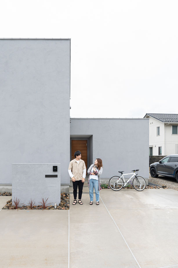 D'S STYLE（ディーズスタイル） テラスに面した吹き抜けの土間＆趣味を楽しむ離れが魅力。アーバンインダストリアルがテーマの開放的な家の建築実例画像7