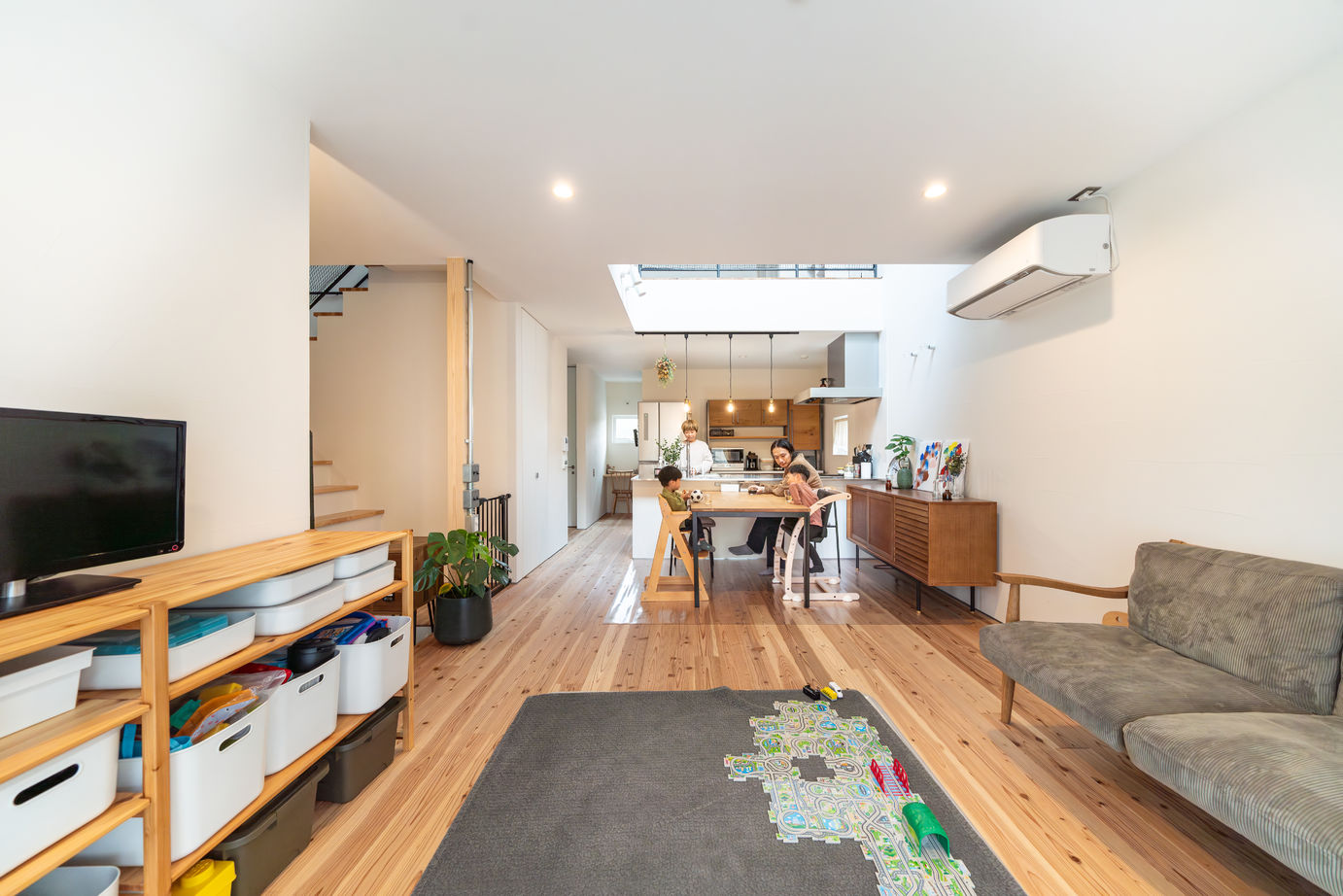 D'S STYLE（ディーズスタイル） スムーズな家事ができるよう配置された間取りにおしゃれにインテリアされた２階建ての家の建築実例画像5