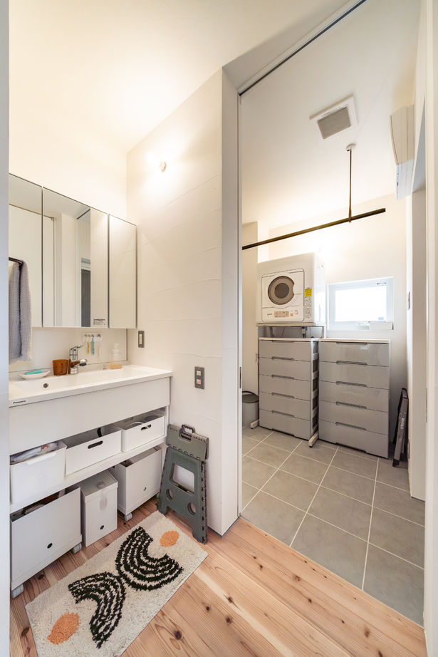 D'S STYLE（ディーズスタイル） スムーズな家事ができるよう配置された間取りにおしゃれにインテリアされた２階建ての家の建築実例画像6