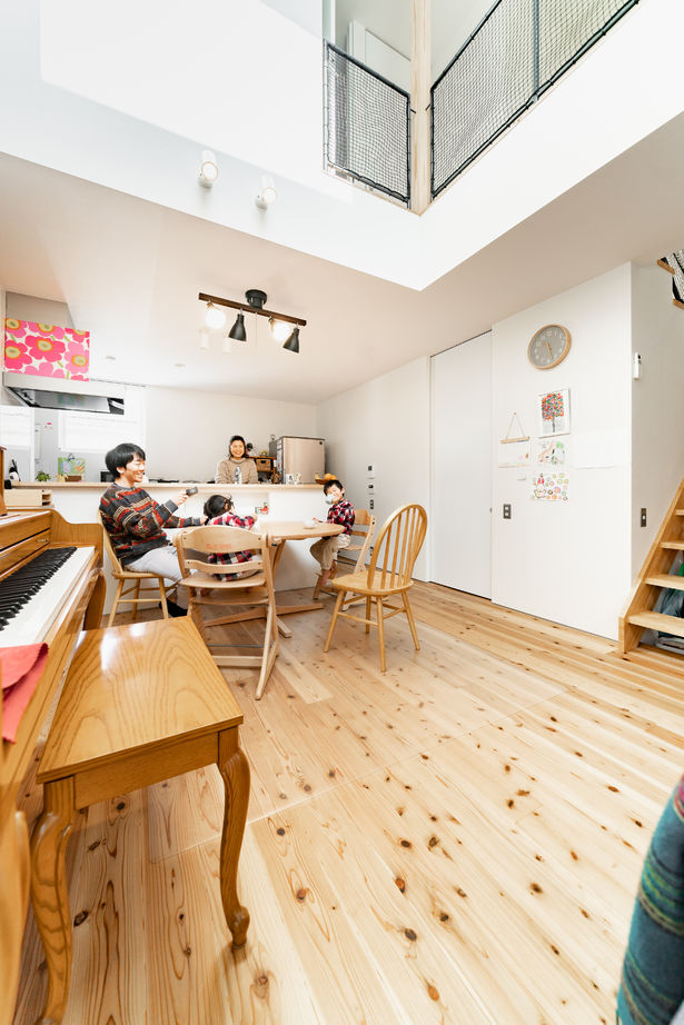 D'S STYLE（ディーズスタイル） 【吹き抜け×土間×ナチュラル】家族がリビングに集う家の建築実例画像7