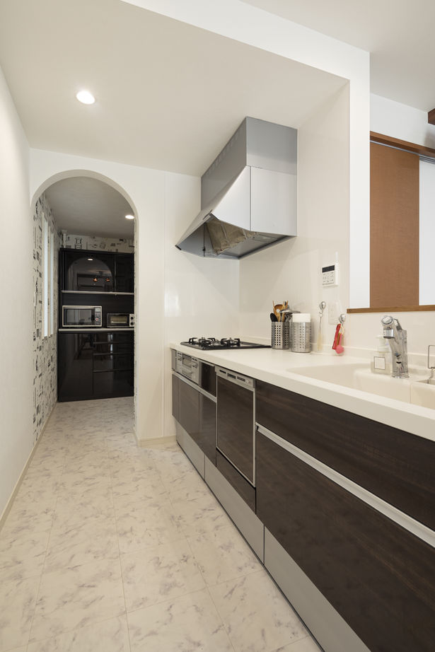 一級建築士事務所　フォルム 【1900万円/ガレージ/収納充実】こだわりの輸入クロスやたっぷりの収納など理想を全て叶えた住まいの建築実例画像5