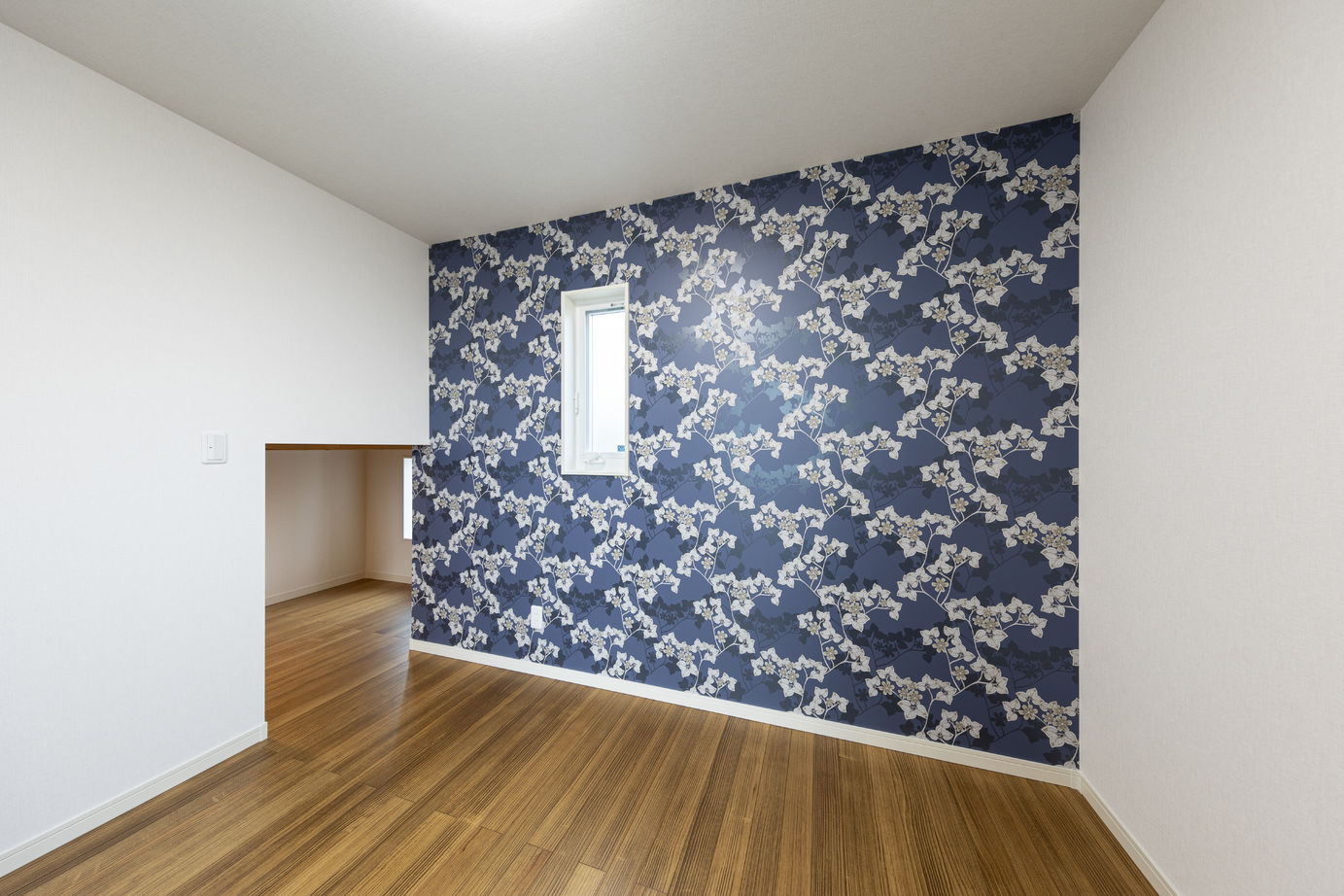 一級建築士事務所　フォルム 【1900万円/ガレージ/収納充実】こだわりの輸入クロスやたっぷりの収納など理想を全て叶えた住まいの建築実例画像8