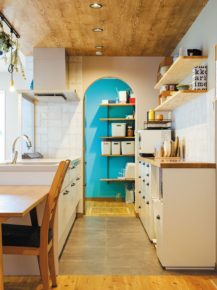 一級建築士事務所　フォルム 【2100万円／収納充実／家事動線／間取図有】優れた性能で快適！自由設計で叶えた、木質感溢れる住まいの建築実例画像3