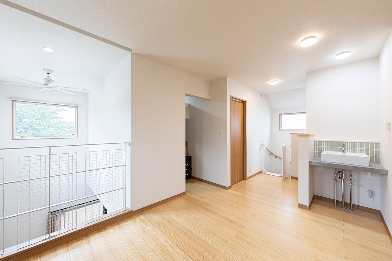 一級建築士事務所　フォルム 【2100万円／吹抜／収納充実／間取図】限られた予算でも第一種熱交換換気を実現！心地よさと緑と暮らす家の建築実例画像8