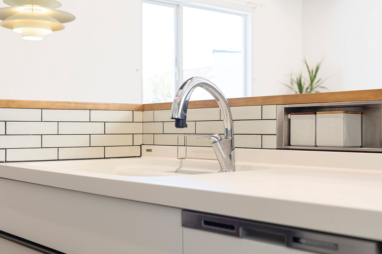 一級建築士事務所　フォルム 【2000万円台／延床31.8坪／2階リビング／家事動線／収納充実】シンプルで清々しい。勾配天井の心地よい家の建築実例画像5