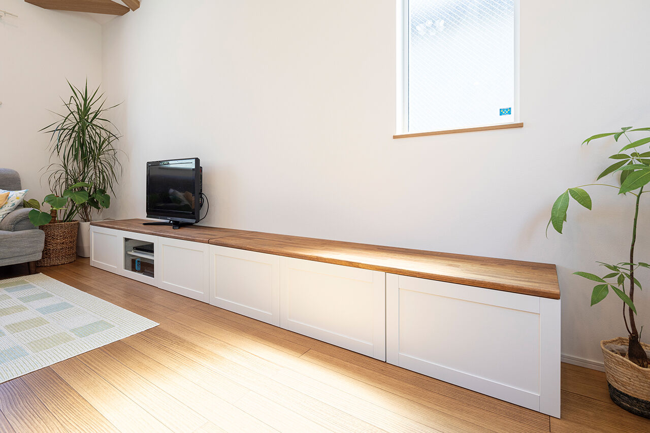 一級建築士事務所　フォルム 【2000万円台／延床31.8坪／2階リビング／家事動線／収納充実】シンプルで清々しい。勾配天井の心地よい家の建築実例画像6