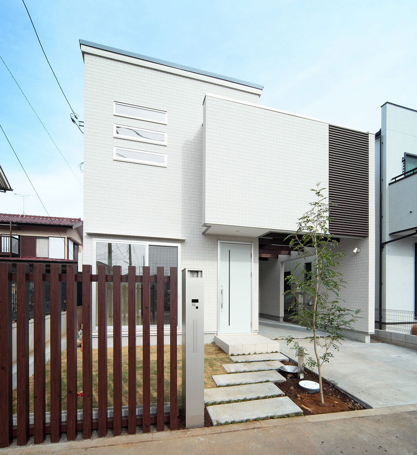 エステート白馬 【1000万円台|20坪台】狭小地でも明るく、開放的に過ごす。たっぷり収納や家事ラクの動線も魅力的な住まいの建築実例画像2