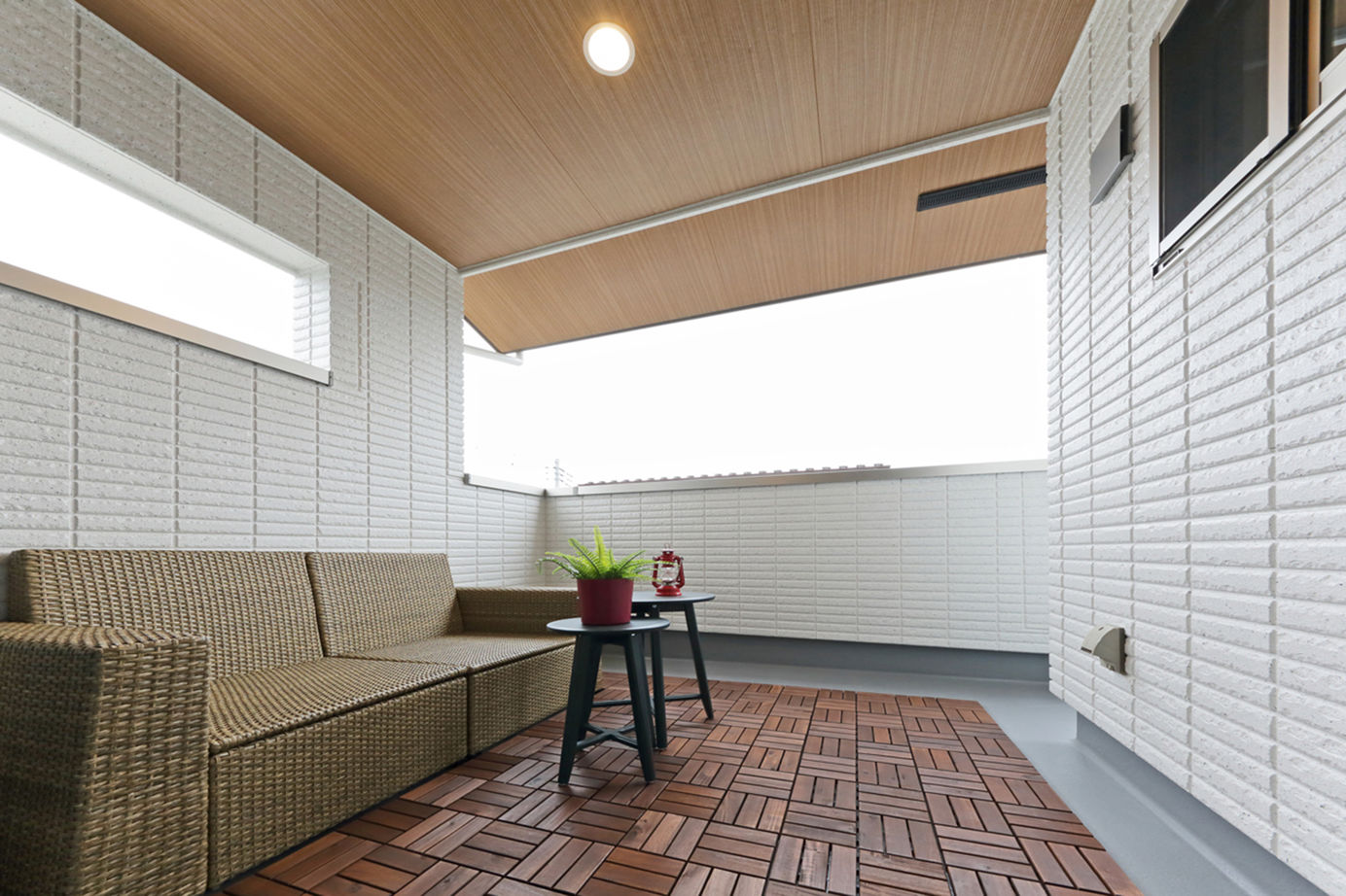 エステート白馬 【2000万円台|30坪台|ZEH】フルオープンキッチンで家族の会話も弾む。家事ラクの間取りが嬉しいエコハウスの建築実例画像4