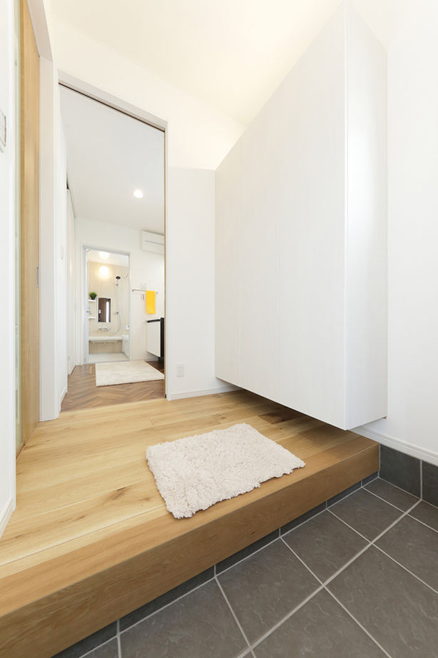 エステート白馬 【2000万円台|30坪台|ZEH】フルオープンキッチンで家族の会話も弾む。家事ラクの間取りが嬉しいエコハウスの建築実例画像8