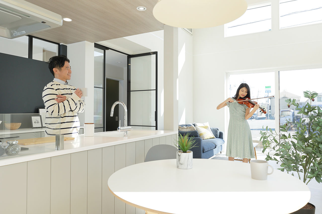 エステート白馬 【3000万円台／延床36.4坪／収納充実／屋上】子どもと楽しく暮らす。シンプルお洒落なカフェスタイルの家の建築実例画像6