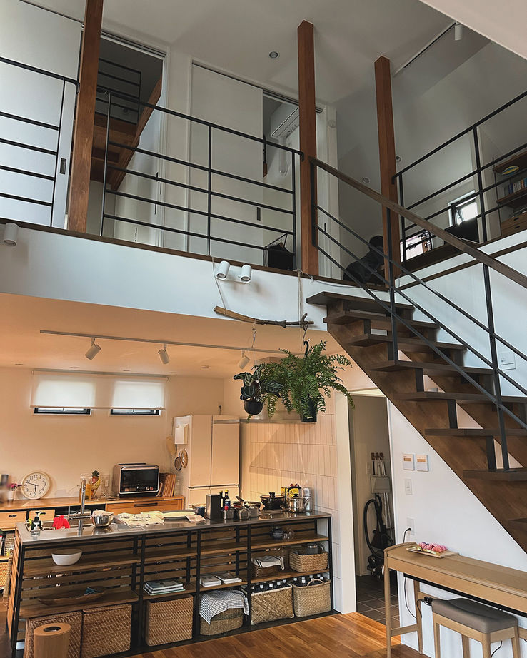 エステート白馬 【2000万円台|30坪台|都市の家】空間を効果的に使う3層構造。テラスと吹抜け、3つの子ども部屋、小屋裏収納の建築実例画像2