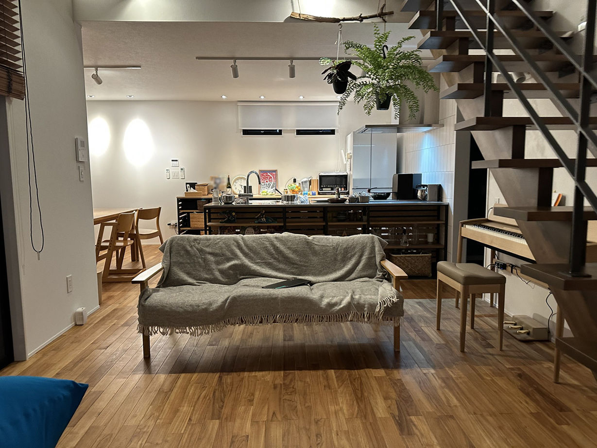 エステート白馬 【2000万円台|30坪台|都市の家】空間を効果的に使う3層構造。テラスと吹抜け、3つの子ども部屋、小屋裏収納の建築実例画像3