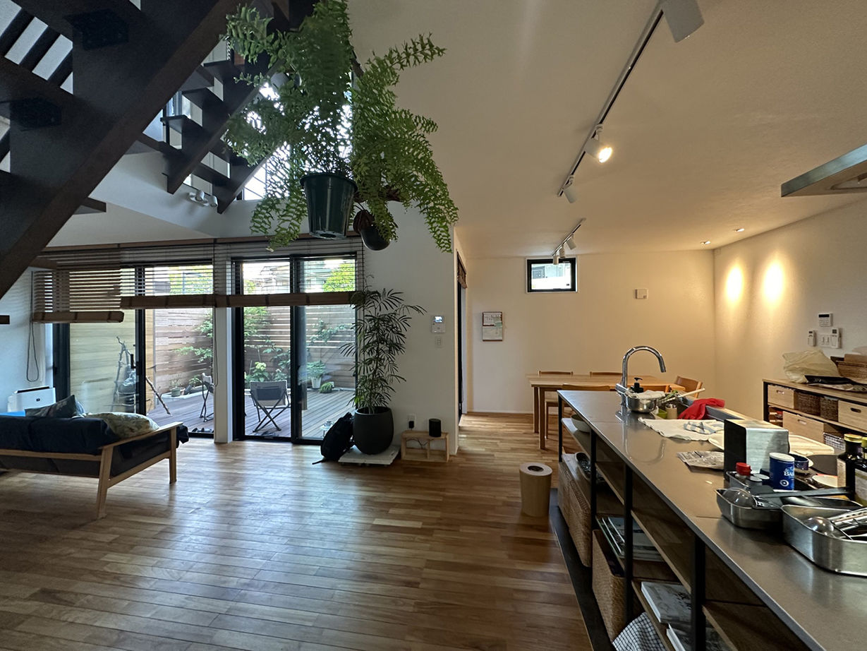 エステート白馬 【2000万円台|30坪台|都市の家】空間を効果的に使う3層構造。テラスと吹抜け、3つの子ども部屋、小屋裏収納の建築実例画像4