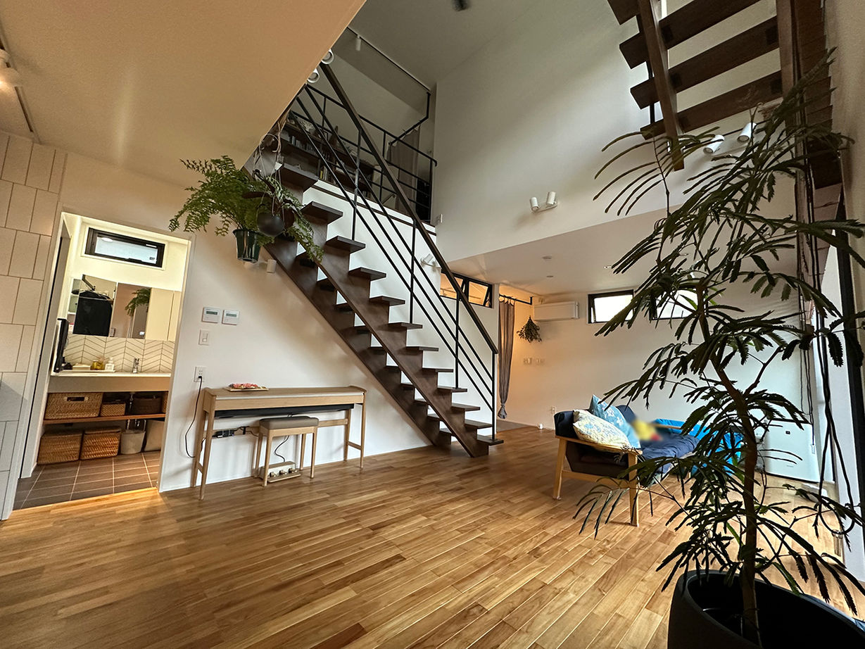 エステート白馬 【2000万円台|30坪台|都市の家】空間を効果的に使う3層構造。テラスと吹抜け、3つの子ども部屋、小屋裏収納の建築実例画像5