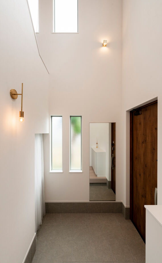 天然木の家　HODAKA 一級建築士事務所 【京都市/天然木/3000万円台】機能充実のキッチン、ランドリー室。家事ラク動線で子育ても安心・快適の建築実例画像7